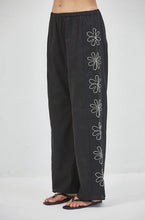 Load image into Gallery viewer, Ardennes Pants -&nbsp;Black (Style PL2060B)
