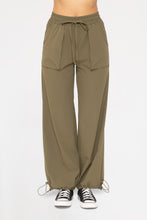 Load image into Gallery viewer, Convertible Cargo Pant - Ivy Green
