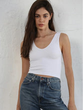 Load image into Gallery viewer, Seamless Ribbed UV Neck Crop Tank White
