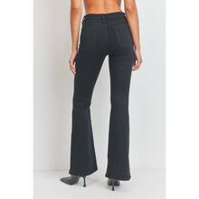 Load image into Gallery viewer, Pintuck Classy Flare Denim Jeans - Black
