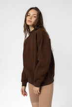 Load image into Gallery viewer, Troy Sweatshirt w/ Pockets Brown
